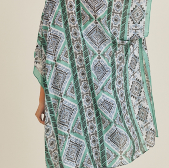 Kimono or cover up - Picture 2 of 2